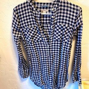 Women’s plaid high low long button up shirt